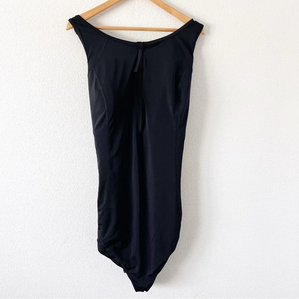 Lane Bryant LIVI Black No-Wire Front-Zip Up One-Piece Swimsuit